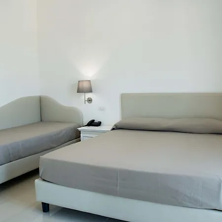 Aparthotel Victoria 3*